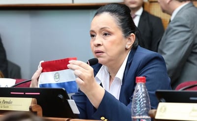 Denuncian “sello de la mafia” en caso Kattya González