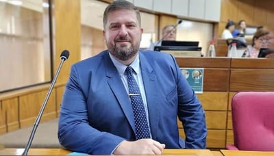 Kemper justifica su retorno a la ANR y niega estafa