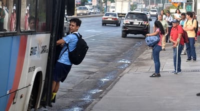 Negociaciones en curso para evitar paro de buses