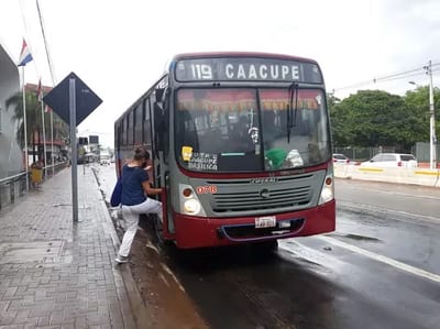 Dinatran anunciará veto a vendedores ambulantes en buses tras tragedia