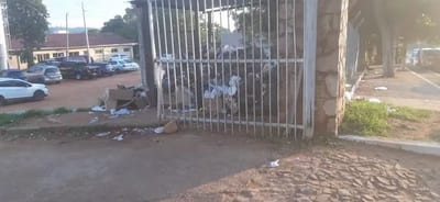 Denuncian acumulación de basura en Hospital Regional de Caacupé