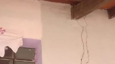 Familias protestan por peligro de derrumbe en escuela asuncena