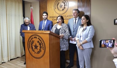 Oposición plantea ley para blindar programas tras derogación del Fonacide