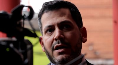 Latorre anuncia la eliminación del formulario F-16 en Diputados