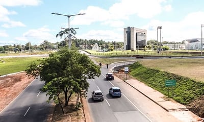 Gobierno anuncia duplicación vial de rutas clave con fondos Itaipu
