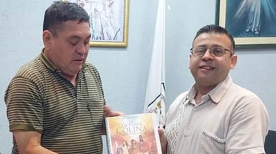 Jefe policial presenta novela sobre la Guerra de la Triple Alianza