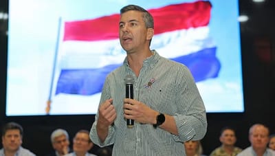 Entre la espada y la pared: El desafío diplomático de Peña ante la crisis venezolana