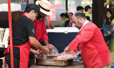Teletón celebra 45 años con tradicional comilona solidaria