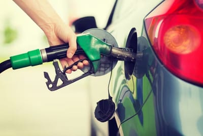 Algunos emblemas pequeños de combustibles ya suben hasta G. 850 por litro desde ayer