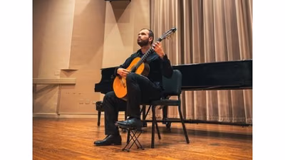 Guitarrista paraguayo avanza en concurso musical de EE.UU.