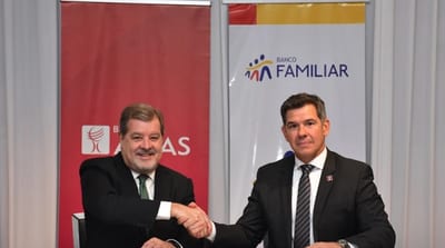 Fusión bancaria histórica: Atlas y Familiar unen fuerzas