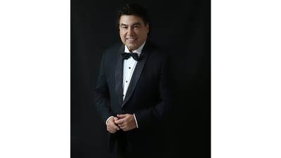 Concierto benéfico celebra 40 años de carrera del tenor Castro