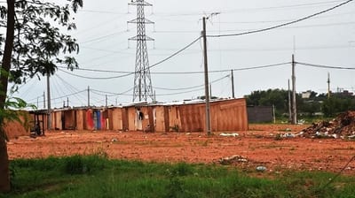 Nenecho bajo la lupa: Venta de tierras en la Costanera genera polémica