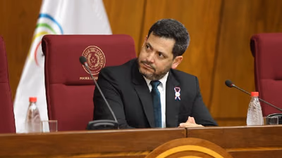 Ley de datos personales genera controversia por blindaje a funcionarios