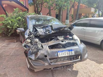 Agente de PMT ebrio provoca accidente y es aprehendido