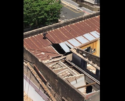 Edificio derrumbado frente a la Vicepresidencia evidencia negligencia y saqueos