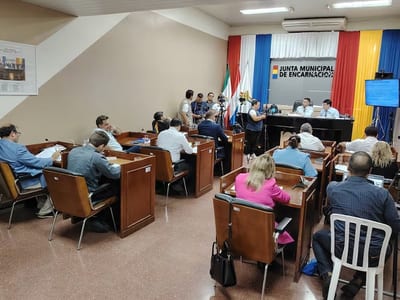 Encarnación cede aeropuerto a Dinac por USD 10 millones en obras