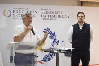 MEC equiparará formación docente con licenciaturas universitarias