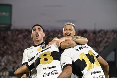 El Decano manda! Olimpia remonta y vence 2-1 a Cerro en el clásico