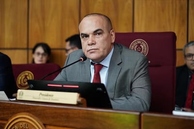Bachi Núñez avaló ingreso de “neposobris” en el Congreso