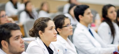 Solo 2% de carreras acreditadas en Paraguay son de institutos superiores