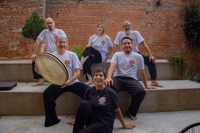 Teatro Espontáneo Kusuví presenta “Contáme tu historia” en la Manzana