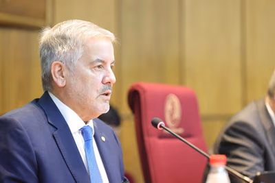 Senado confirma al cuestionado diplomático Juan Baiardi como embajador en Colombia