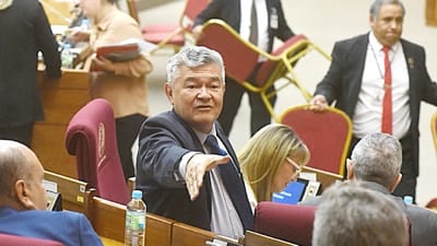 Parlamentarios adelantan sesión y se preparan para asueto