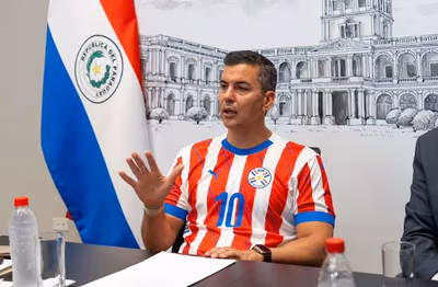 Denuncian presunto negociado millonario para Santiago Peña