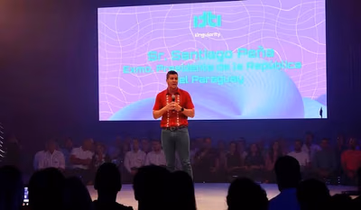 Simulación de competencia entre empresas de Peña en licitación de la AFD