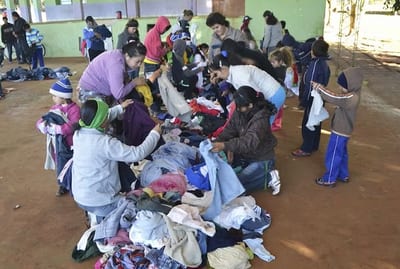Campaña de abrigo del MINNA ante el frío en Paraguay