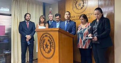 Oposición denuncia deterioro democrático ante organismos