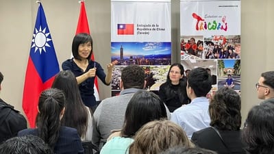 Taiwán ofrece 64 becas para estudiantes paraguayos