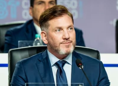 Domínguez debe dejar Conmebol en 2028 por ley