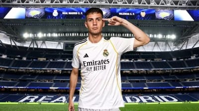 Real Madrid oficializa fichaje del argentino Mastantuono