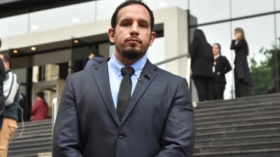 Jura nuevo diputado y avanza debate sobre datos personales