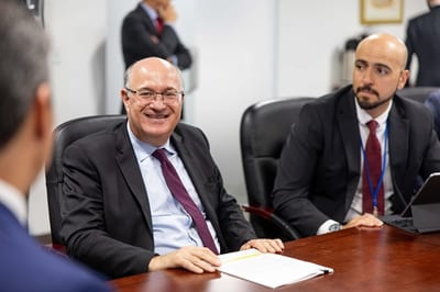 BID aprueba USD 1.000 millones para sostener obras en Paraguay