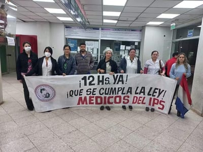 Médicos del IPS renuncian por sobrecarga y bajos salarios