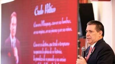 Cartes reaparece con mensaje de unidad partidaria