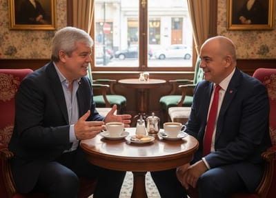 Cartismo bloquea interpelación a Riera y ofrece una charla con café