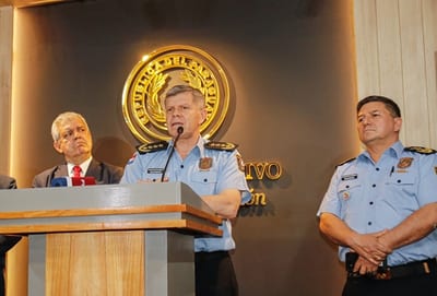 Millonario contrato policial salpicado por documentos falsos