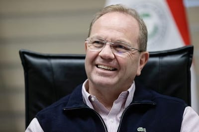 Camilo Pérez anuncia candidatura a intendencia de Asunción