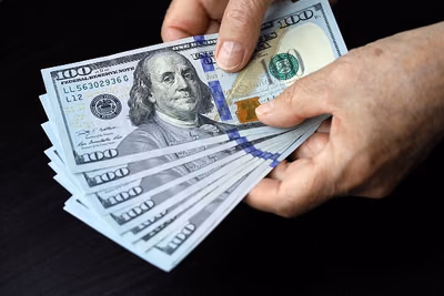 Dólar sigue bajo G. 6.000: ¿por qué continúa cayendo?
