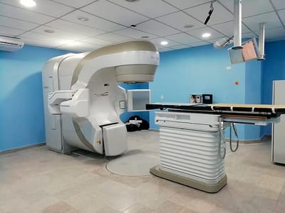 Demoras mortales: pacientes exigen más equipos de radioterapia en el Incan