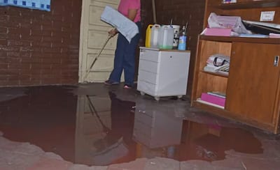 Refacción de escuela Brasil no aguantó su primera lluvia