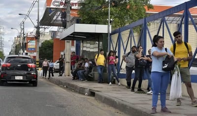 Pasaje no subirá: Gobierno paga USD 3 millones a transportistas