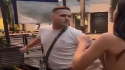 Joven denuncia brutal ataque a la salida de discoteca