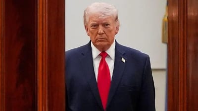 Sospechas de uso de información privilegiada rodean anuncios de Trump y movimientos bursátiles