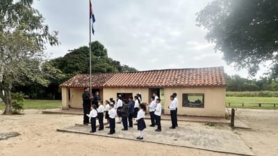Banco’i: la escuela que resiste sin luz ni agua en Cordillera