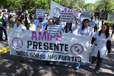 Médicos rechazan oferta del Gobierno y preparan nueva huelga